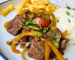 EMPANADAS DE LOMO SALTADO