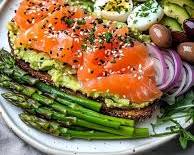 SANDWICH DE SALMON AHUMADO
