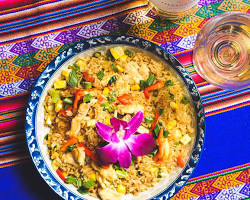 ARROZ CHAUFA CON LANGOSTINOS, LOMO O POLLO